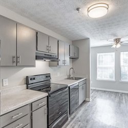 kitchen at Fieldcrest Walk in Covington, GA