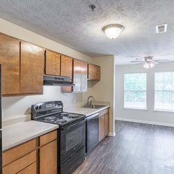 kitchen at Fieldcrest Walk in Covington, GA